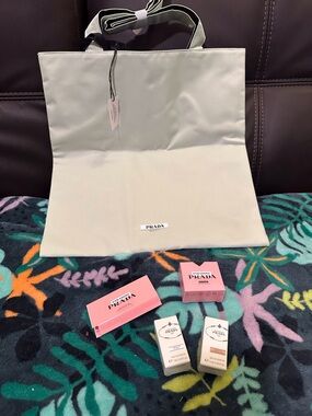 Prada parfum perfume fragrance beauty bundle LOT NEW ULTA SEPHORA AUTHENTIC